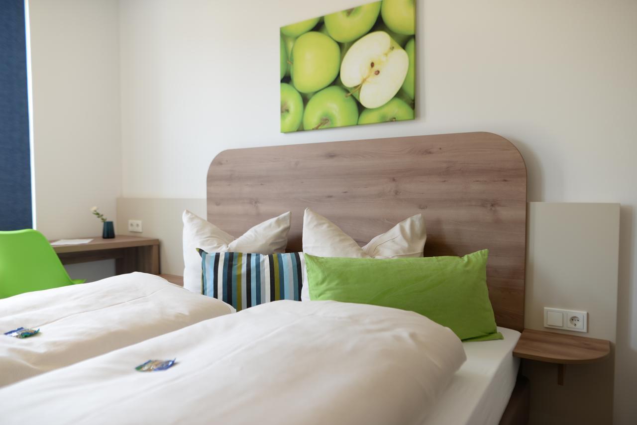 Hotel M24 - Alle Zimmer Mit Kuechenzeile เวคตา ภายนอก รูปภาพ