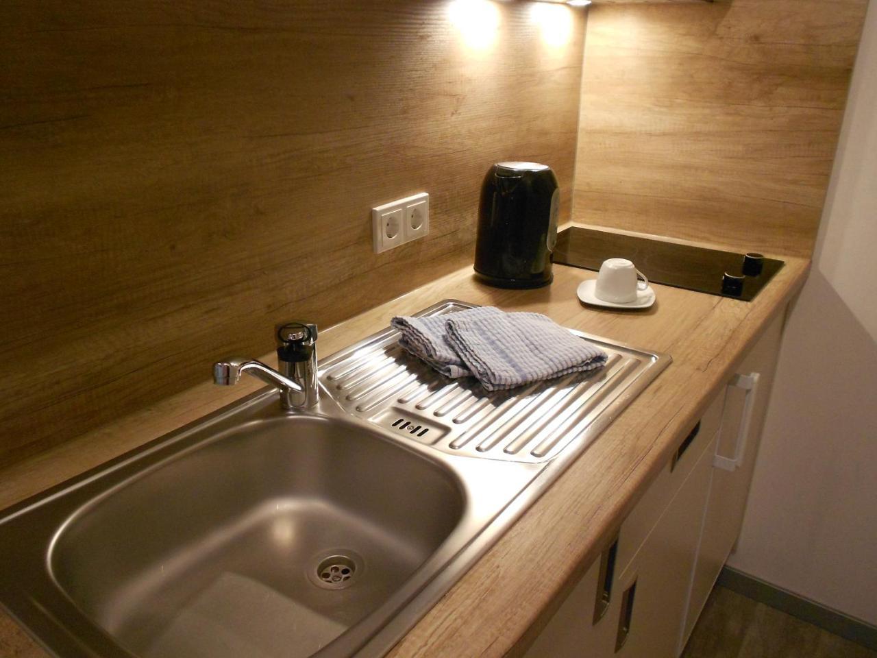 Hotel M24 - Alle Zimmer Mit Kuechenzeile เวคตา ภายนอก รูปภาพ