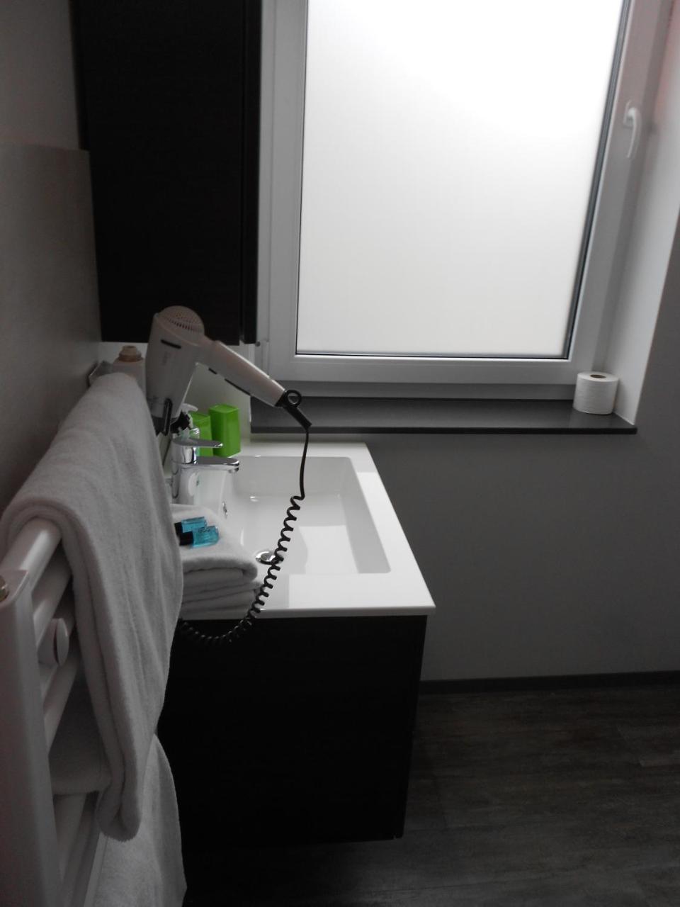 Hotel M24 - Alle Zimmer Mit Kuechenzeile เวคตา ภายนอก รูปภาพ